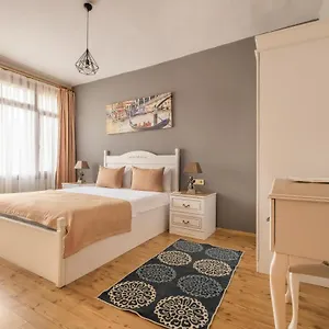 Old Town Deluxe Flats Aparthotel Antalya